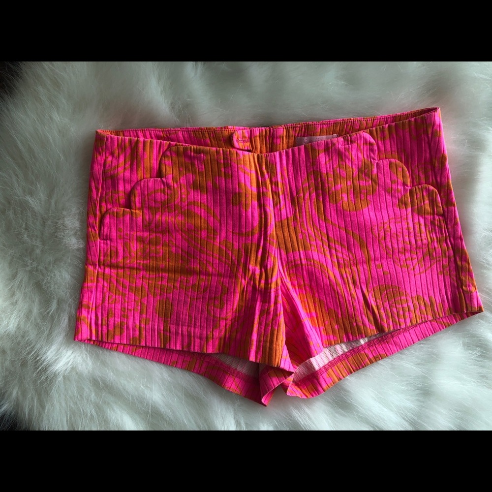Lilly Pulitzer scalloped pocket shorts